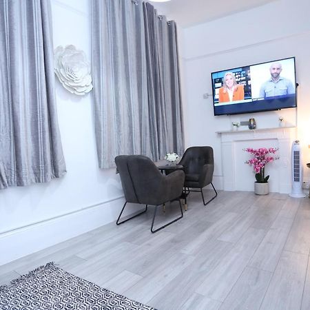 London Town Apartment- Lewisham エクステリア 写真