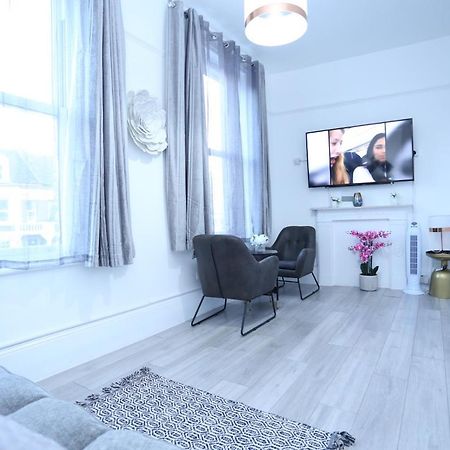 London Town Apartment- Lewisham エクステリア 写真
